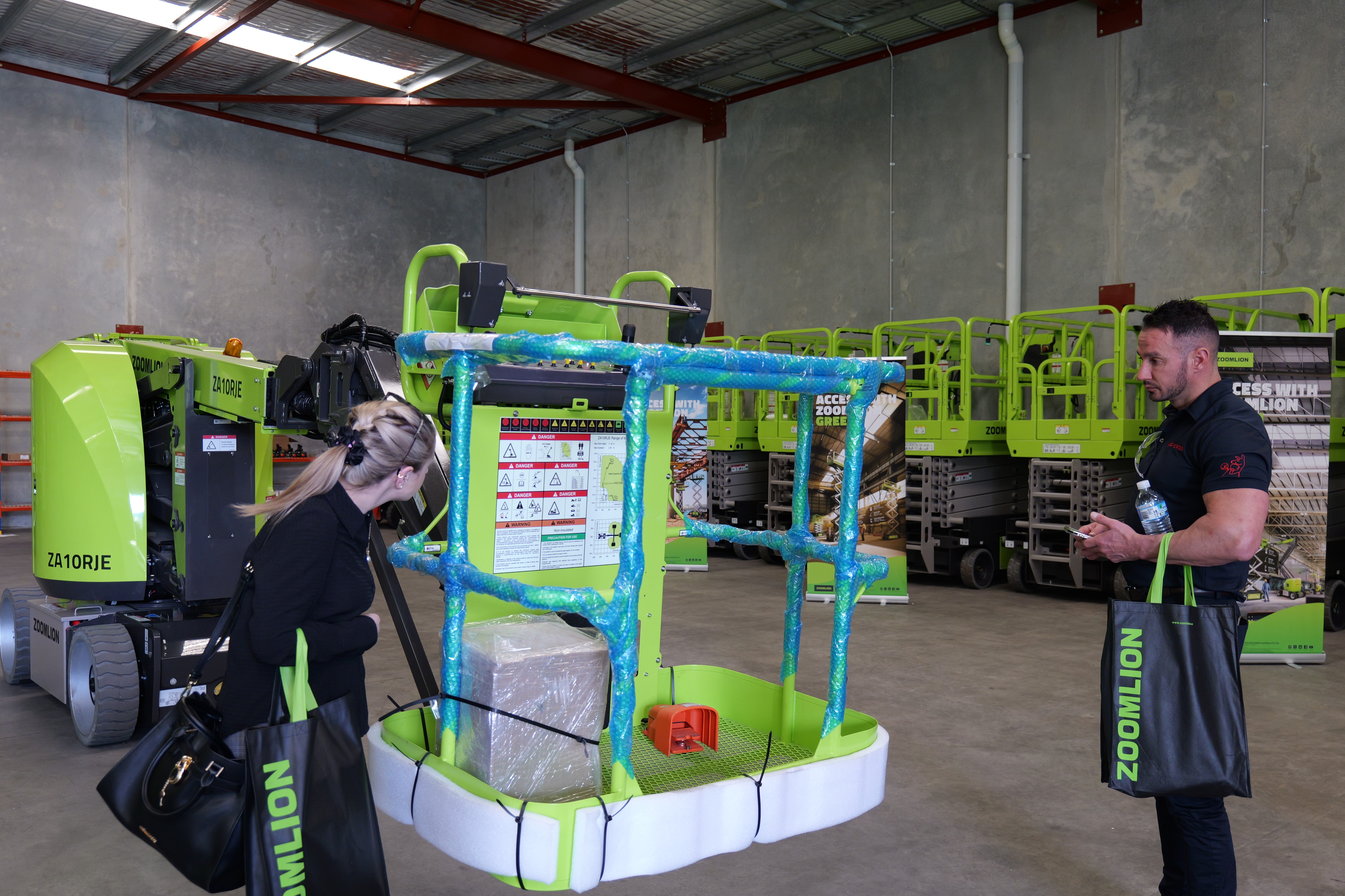 Customers visit the equipment